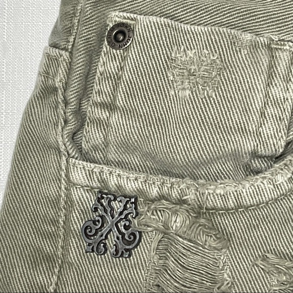 John John Olive Green Distressed Raw Hem Shorts - Picture 4 of 16